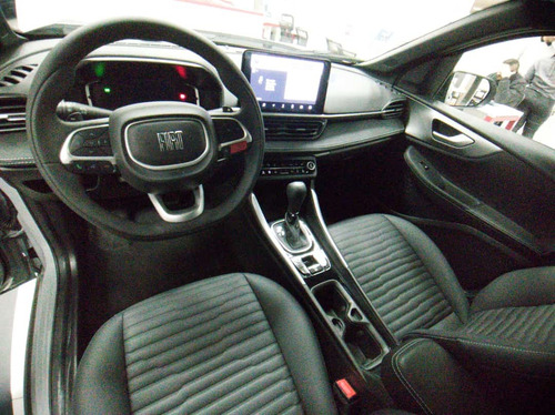 Fiat FASTBACK 1.3 T270 At6