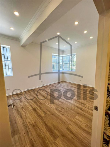 Loft Remodelado Con Diseño Moderno Y Excelente Conectividad