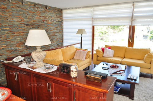 Espectacular Casa En Playa Mansa 3 Dormitorios A 150 Metros Del Mar-ref:28522