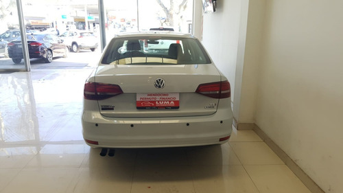 Imagen 7 de 8 de Volkswagen Vento 1.4 Tsi Comfortline 150cv
