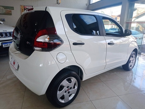 Imagem 6 de 8 de Fiat Mobi 1.0 Evo Flex Like. Manual