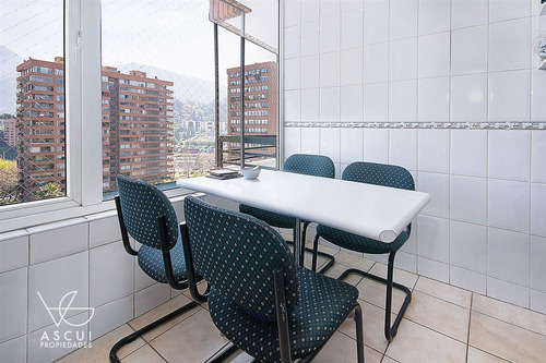Departamento En Venta De 3 Dorm. En Vitacura
