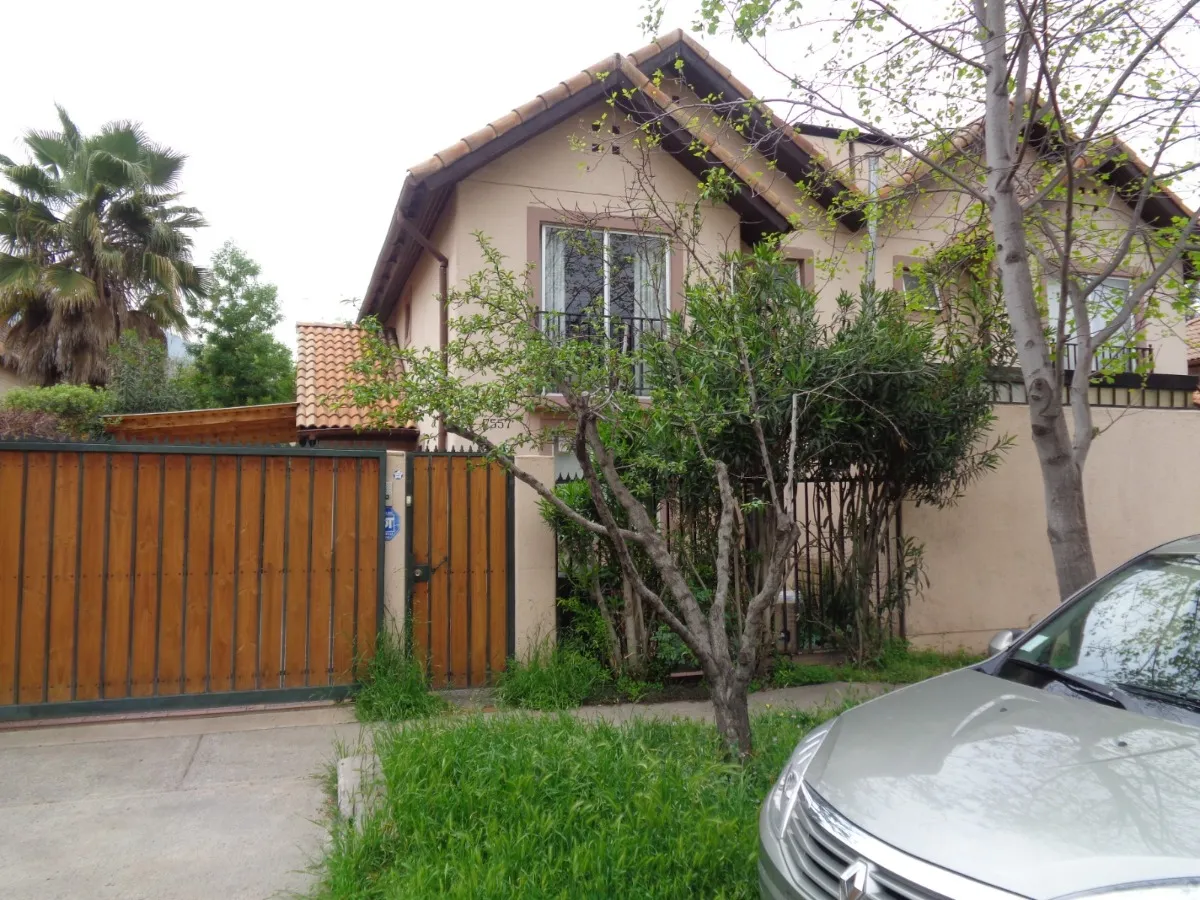 Imagen 2 de 23 de Arrienda Acogedora Casa 4 Dor. 3 Baños