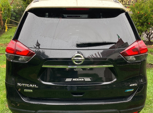 Nissan X-Trail 2.5 Exclusive 3 Row Mt
