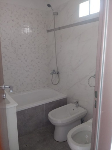 Imagen 8 de 13 de Departamento De 2 Ambientes A Estrenar - Moron