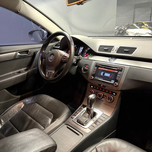 Volkswagen Passat Variant 2.0 Luxury Tsi 211cv Dsg