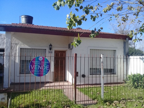 Imagen 2 de 11 de Casa En Jáuregui 2826. Marcos Paz. Venta!!!