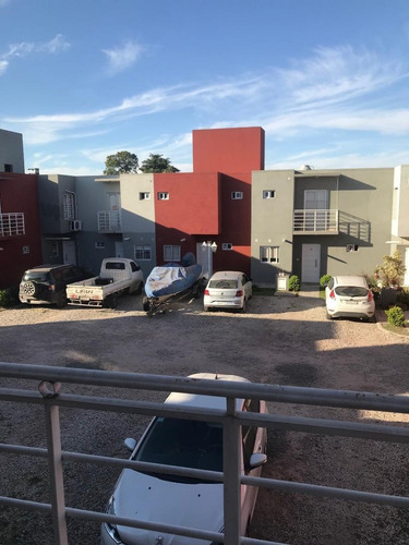 Imagen 5 de 21 de En Venta. Amplia Casa 138m2 + Patio. 3 Dorm. La Giustina Ii