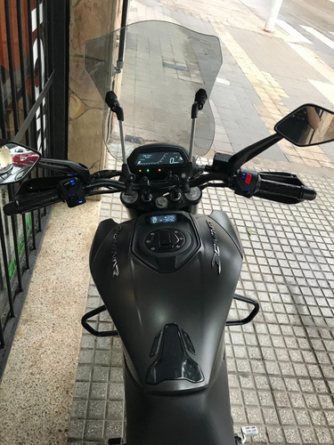 Imagen 8 de 10 de Bajaj Dominar 400