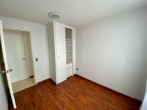 Arriendo Económico Departamento En Edificio Diego Portales