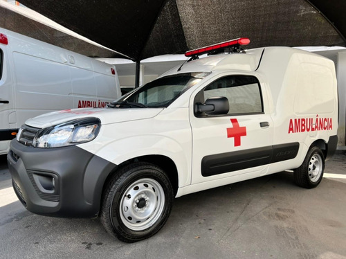 Imagem 2 de 15 de Fiat Fiorino Endurance Ambulancia