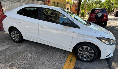 Chevrolet Onix plus 1.4 Black Edition