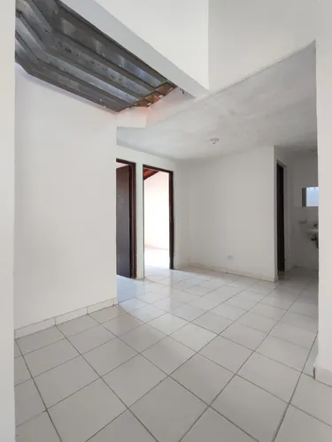Casa En Arriendo En Prados Del Este. Cod A30234