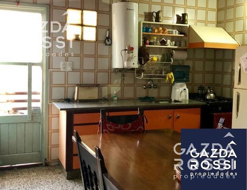 Imagen 21 de 25 de Casa - Jose Marmol