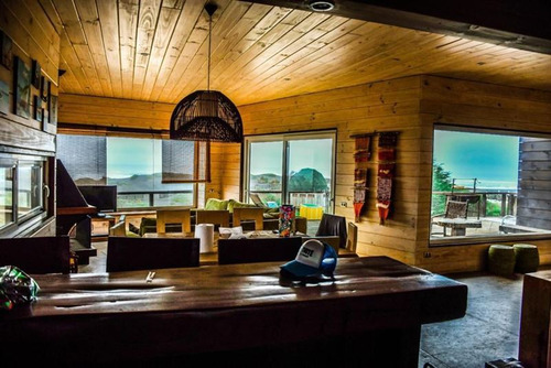 Casa En Venta 4 Dormitorios Pichilemu En Primera Línea