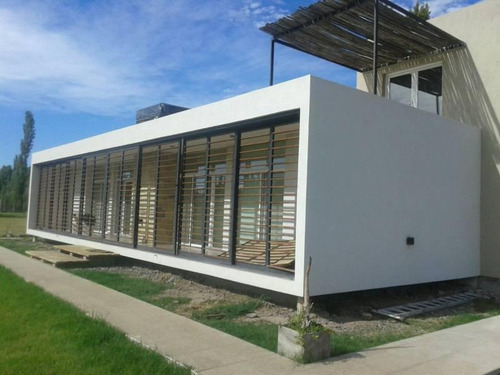 Venta- Casa Barrio Saucelito-cipolletti