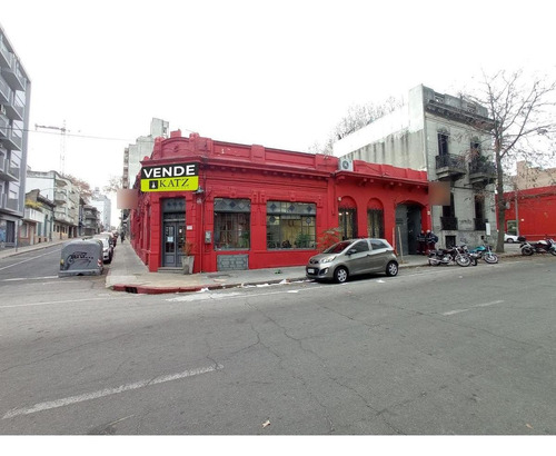 Imagen 2 de 17 de Local -excelente Local Comercial Esquina Con Gran Frente!. Acceso De Camiones Chicos.