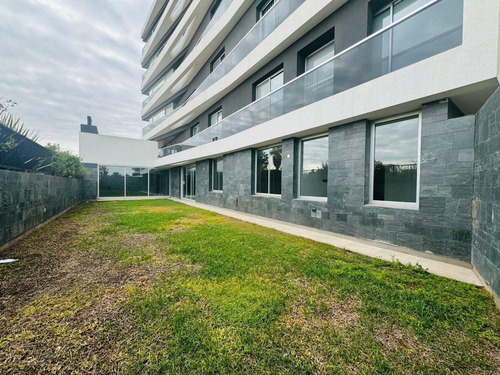 Venta| Departamento 3dorm -patio- Cochera Jardin Claret Summum Zona Norte