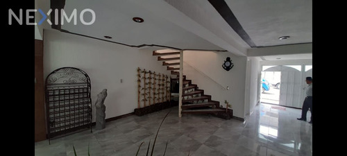 Imagen 2 de 18 de Casa En Venta En Tulpetlac, Ecatepec De Morelos, Estado De México