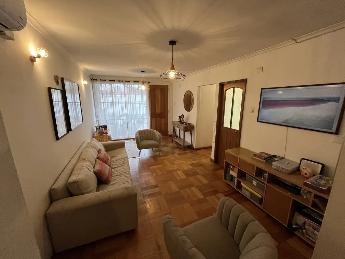 Imagen 1 de 30 de Linda Casa En Venta 1 Piso En Pasaje Cerrado De 3d 2b
