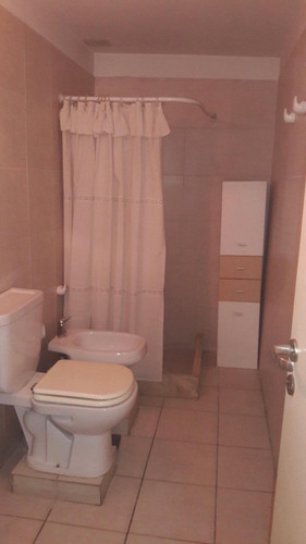 Imagen 10 de 14 de Depto 2 Dormitorios 2 Baños Cocina Living Cochera Y 2 Patios