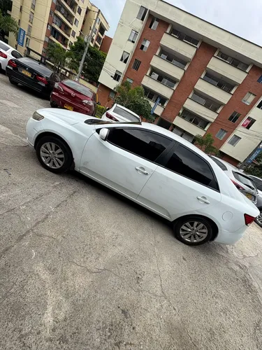 Kia Cerato Forte 2014