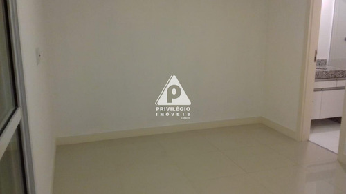Imagem 14 de 19 de Casa À Venda, 2 Quartos, 2 Suítes, Catete - Rio De Janeiro/rj - 43291