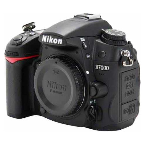 Camara Nikon D7000
