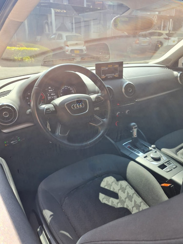 Imagen 6 de 17 de Audi A3 2015 Coupe Versión Attraction 1.8 Turbo