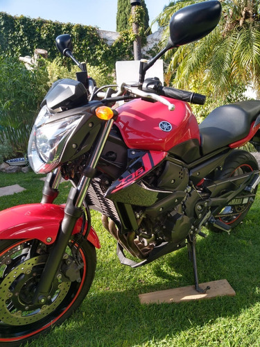 Yamaha Xj6