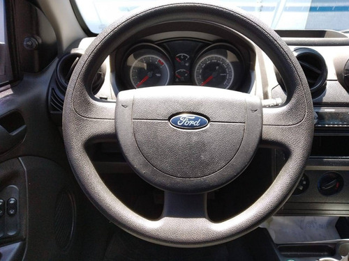 Ford Fiesta 1.0 Rocam Hatch 8v Flex 4p Manual