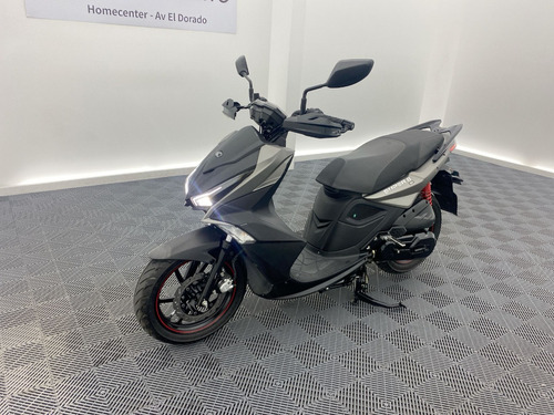Imagen 2 de 25 de Kymco Super 8