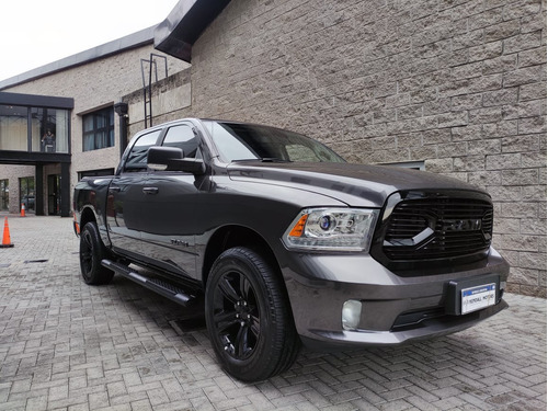 RAM 1500 5.7 Laramie Nigth Edition