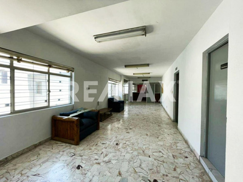 Imagen 4 de 15 de Consultorios En Renta En El Centro - (2)