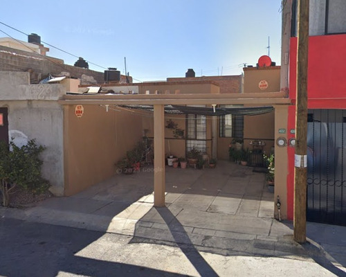 Casa En Remate, Perfecta Zona De San Luis Potosi (jacarandas 1ra Secc)