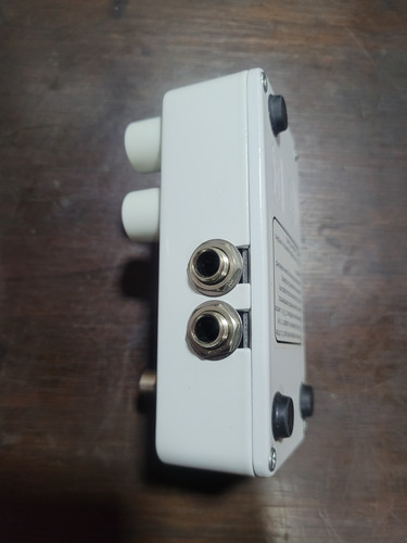 Pedal Electro-harmonix Canyon Delay Branco (Usado)