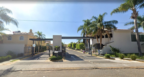 Gran Remate, Casa En Col. Las Cumbres, Zapopan, Jalisco.