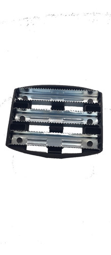 Imagem 3 de 3 de Raspadeira Zincada Cabo Pvc Cavalo Burro Mulas Muares