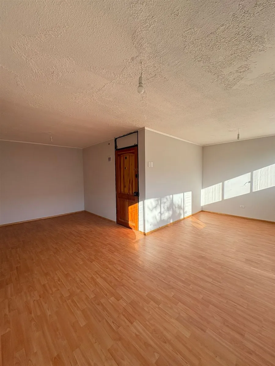 Imagen 4 de 24 de Departamento En Venta De 3 Dorm. En Cerrillos
