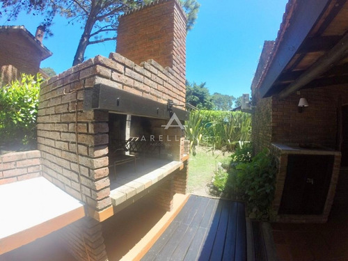 Venta Casa 3 Dormitorios Jardines De Córdoba - Punta Del Este- Ref: 224