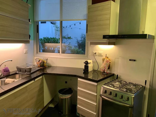 Apartamento En Venta - 3 Dormitorios - 2 Baños Con Terraza Y Patio - Garaje - 26 De Marzo - Pocitos