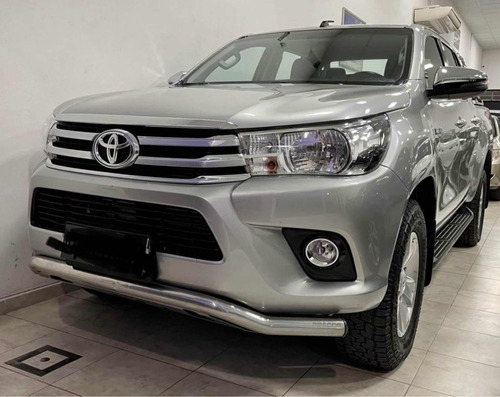 Toyota Hilux 2.8 Cd Srv 177cv 4x2