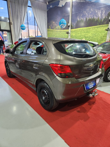 Chevrolet Onix 1.4 MPFI LT 8V FLEX 4P MANUAL