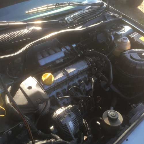 Imagen 9 de 12 de Renault Megane Rxe 5 Ptas 2.0