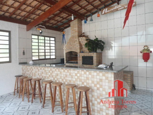 Imagem 10 de 24 de Casa Padrão À Venda Em Taubaté/sp - 1348