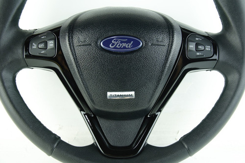 Imagem 2 de 4 de Volante Esportivo Titanium Comandos Led Ford F250 F350 00 01