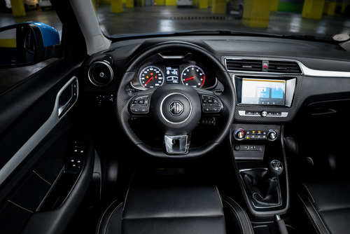 MG Zs 1.5 Com Mt