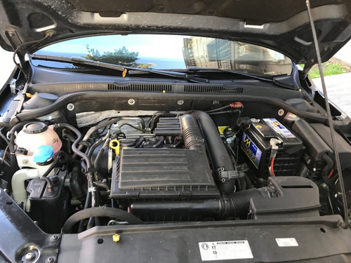 Imagen 13 de 14 de Volkswagen Vento 1.4 Higline 150 Cv At