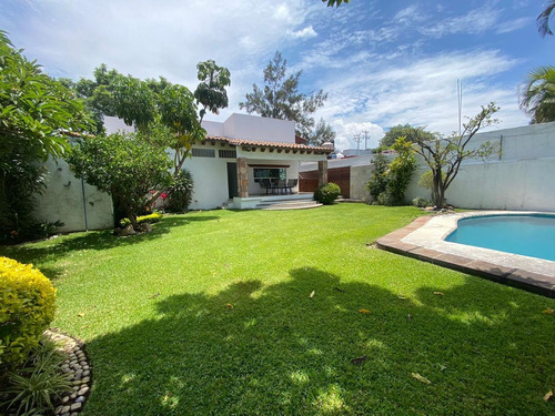 Imagen 2 de 26 de Venta De Casa En Cuernavaca, Lomas De Cortés