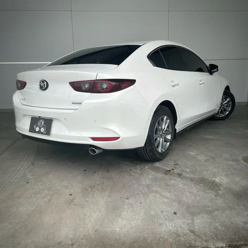 Mazda 3 2024